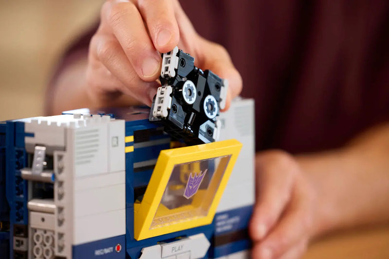 LEGO Transformers Soundwave