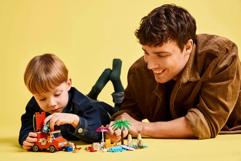LEGO Bluey Bluey's Beach And Family Car Trip