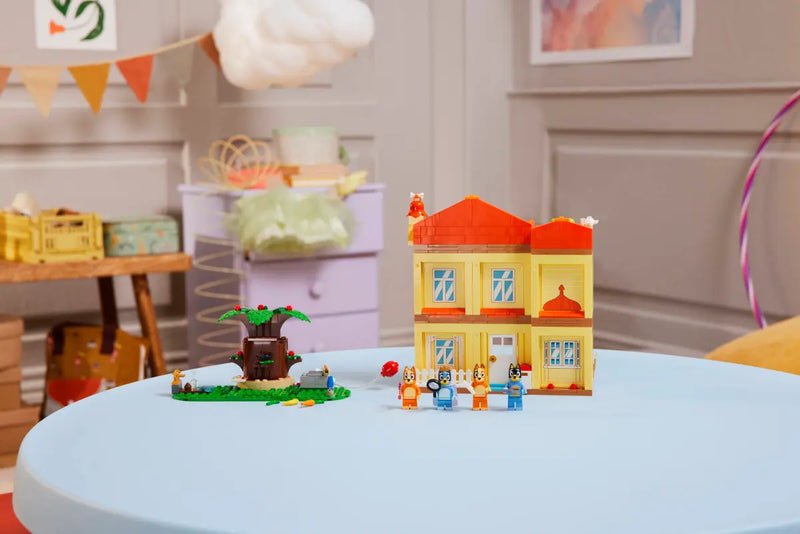 LEGO Bluey Bluey's Family House