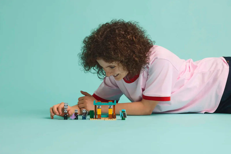 LEGO Minecraft The Illager Desert Patrol