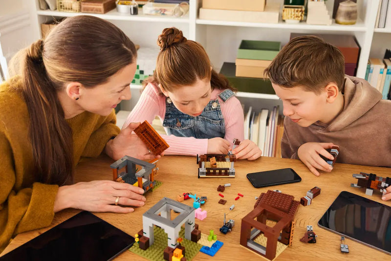 LEGO Minecraft The Pillager Outpost And Ravager