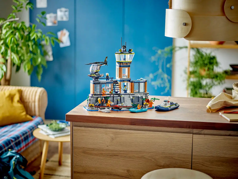 LEGO City Police Island Prison