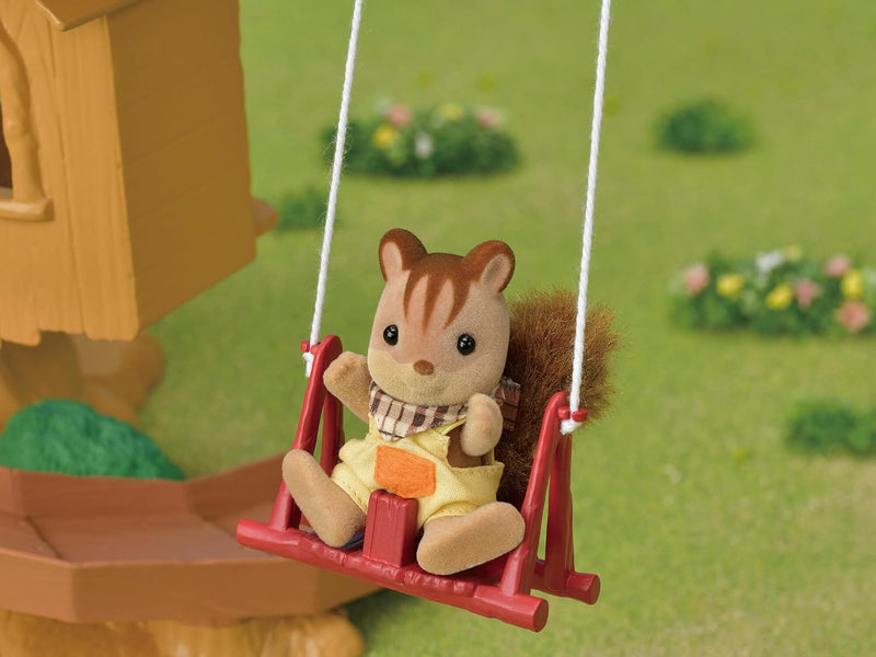 Calico Critters Country Adventure Tree House Gift Set