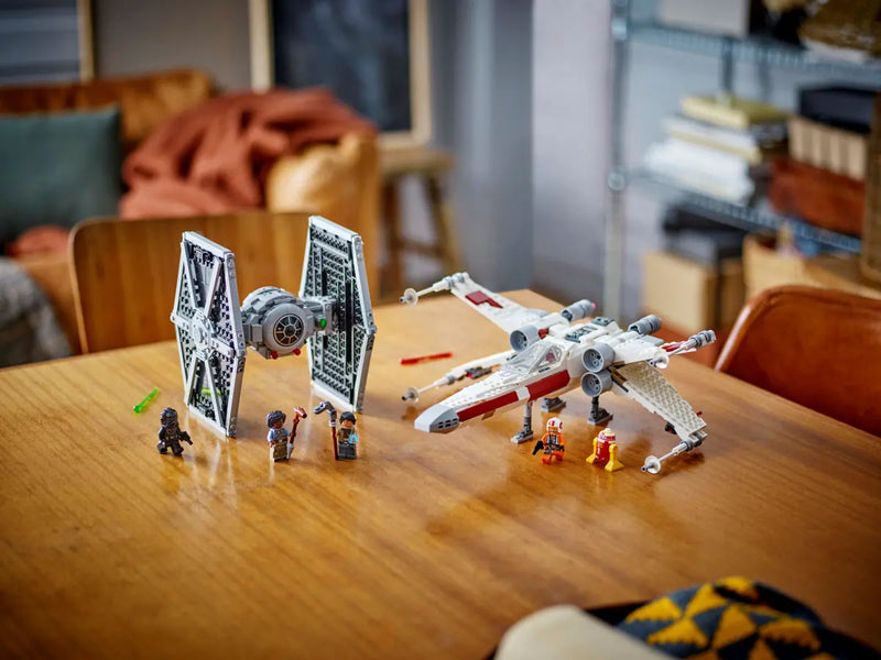 LEGO Star Wars Tie Fighter And X-Wing Mash-Up 75393