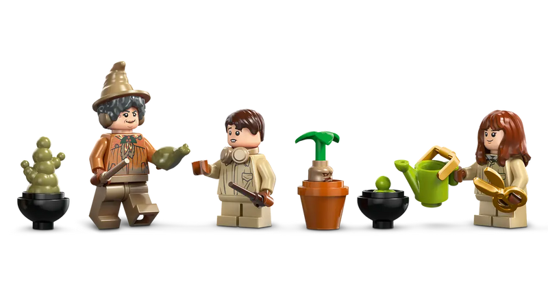 LEGO Harry Potter Hogwarts Castle: Herbology Class