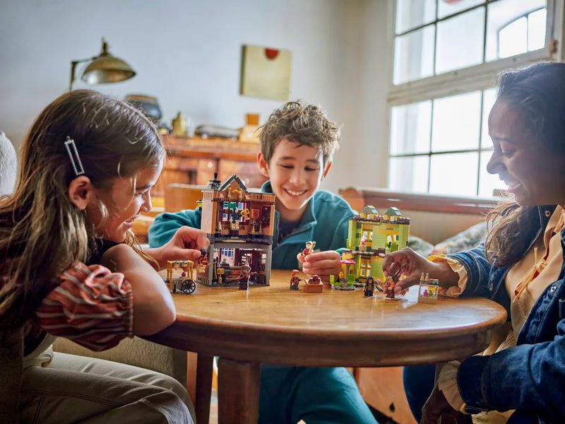 LEGO Harry Potter Quality Quidditch Supplies And Ice Cream Parlour