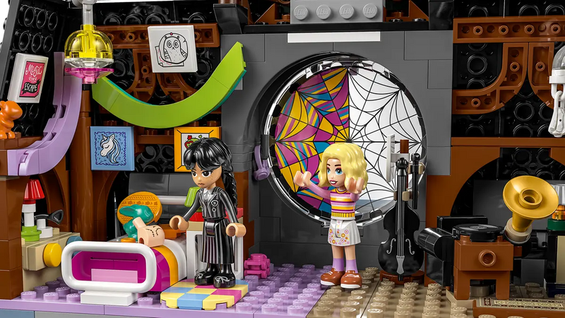 LEGO Wednesday, Wednesday And Enid's Dorm Room 76781