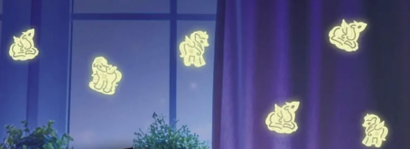 4M Glow In The Dark Unicorns