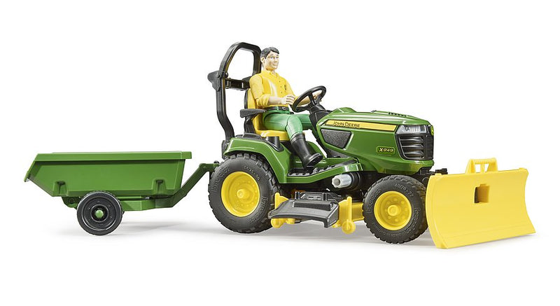 Bruder John Deere Lawn Tractor With Trailer And Figure