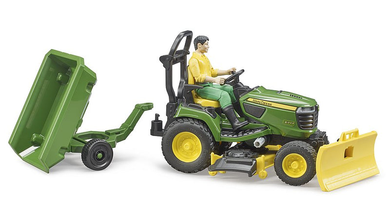 Bruder John Deere Lawn Tractor With Trailer And Figure