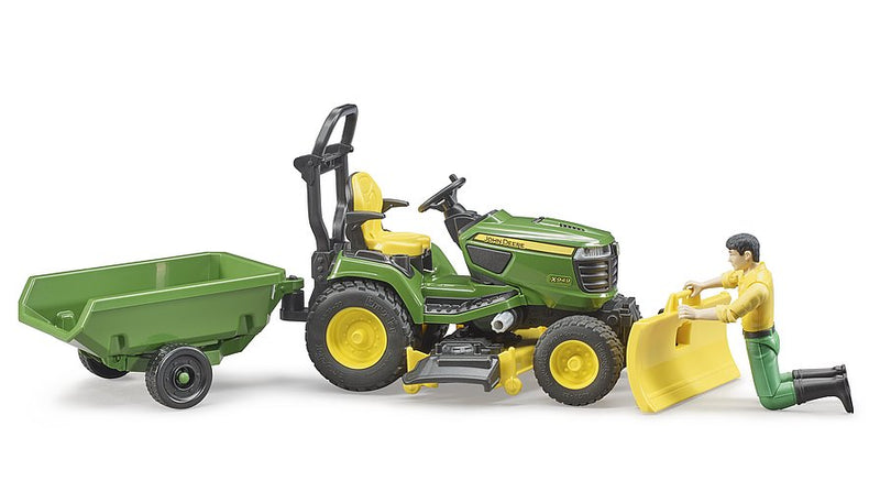 Bruder John Deere Lawn Tractor With Trailer And Figure