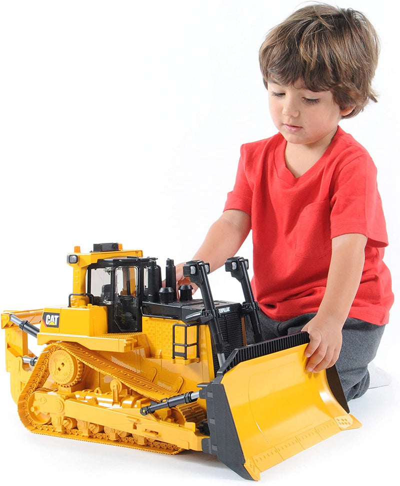 Bruder CAT Large Track-Type Tractor